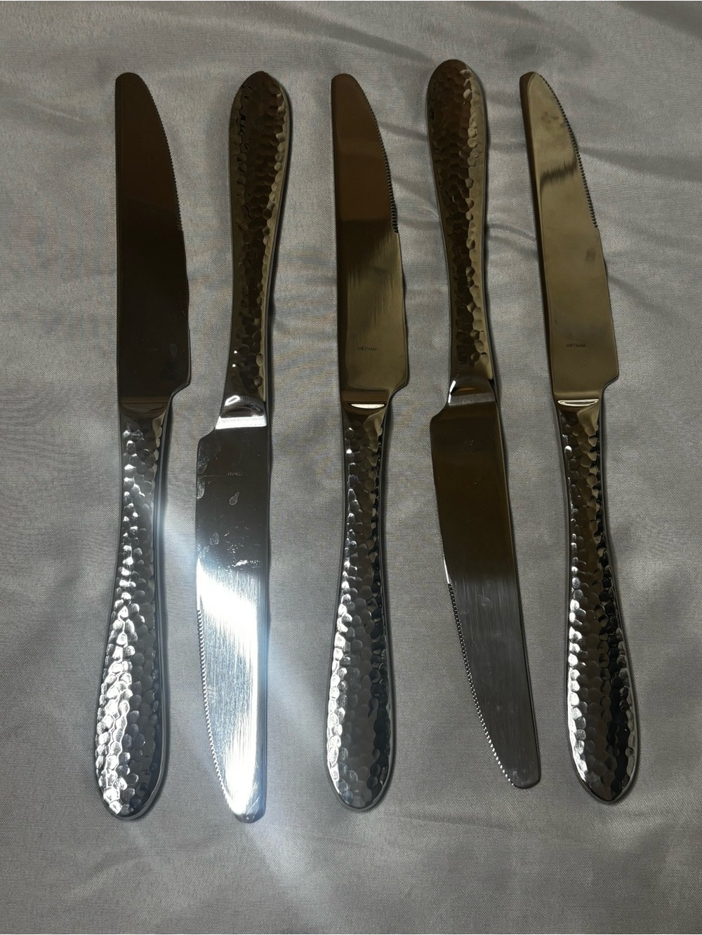 Ginkgo Lafayette Hammered Dinner Knives Set 5 Stainless Flatware 18/10 Glossy